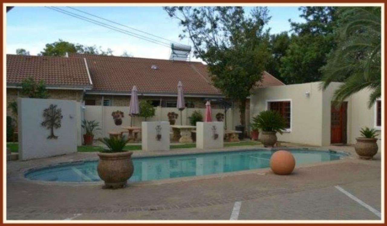 Jock-Inn Guest House Bloemfontein Kültér fotó